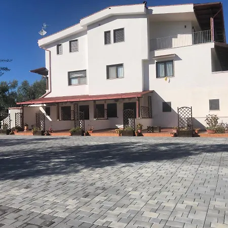 Valle Degli Ulivi 维耶斯泰